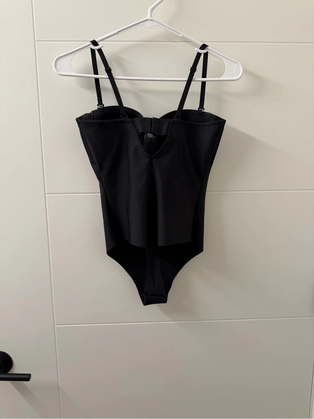 SKIMS Body Molded Underwire Thong bodysuit